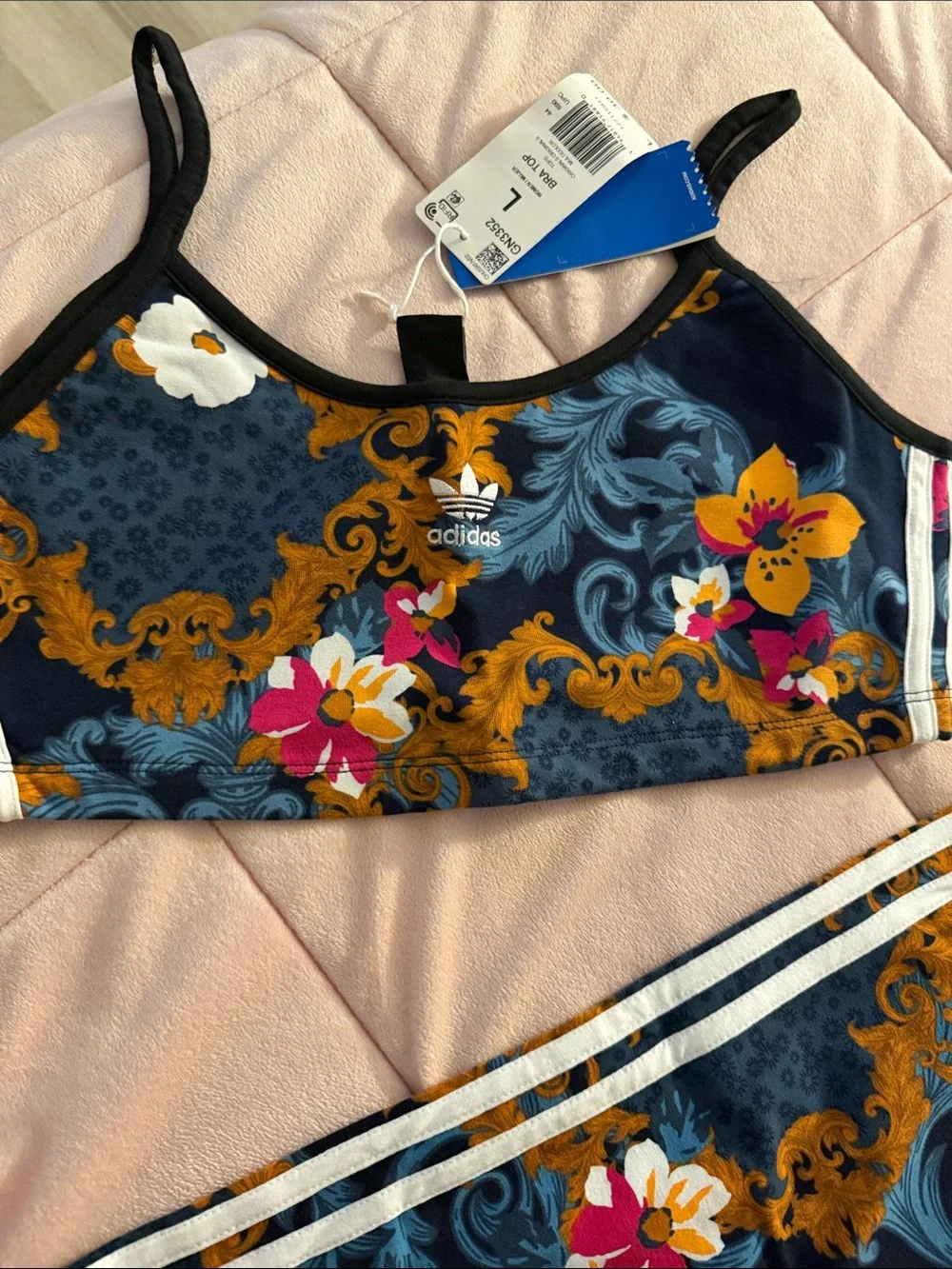 adidas Women Navy Floral & Gold Two-Piece BraL&ShortsM